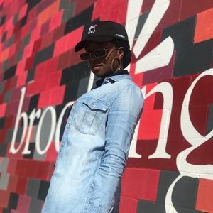 Meet your Posher, Nadifa